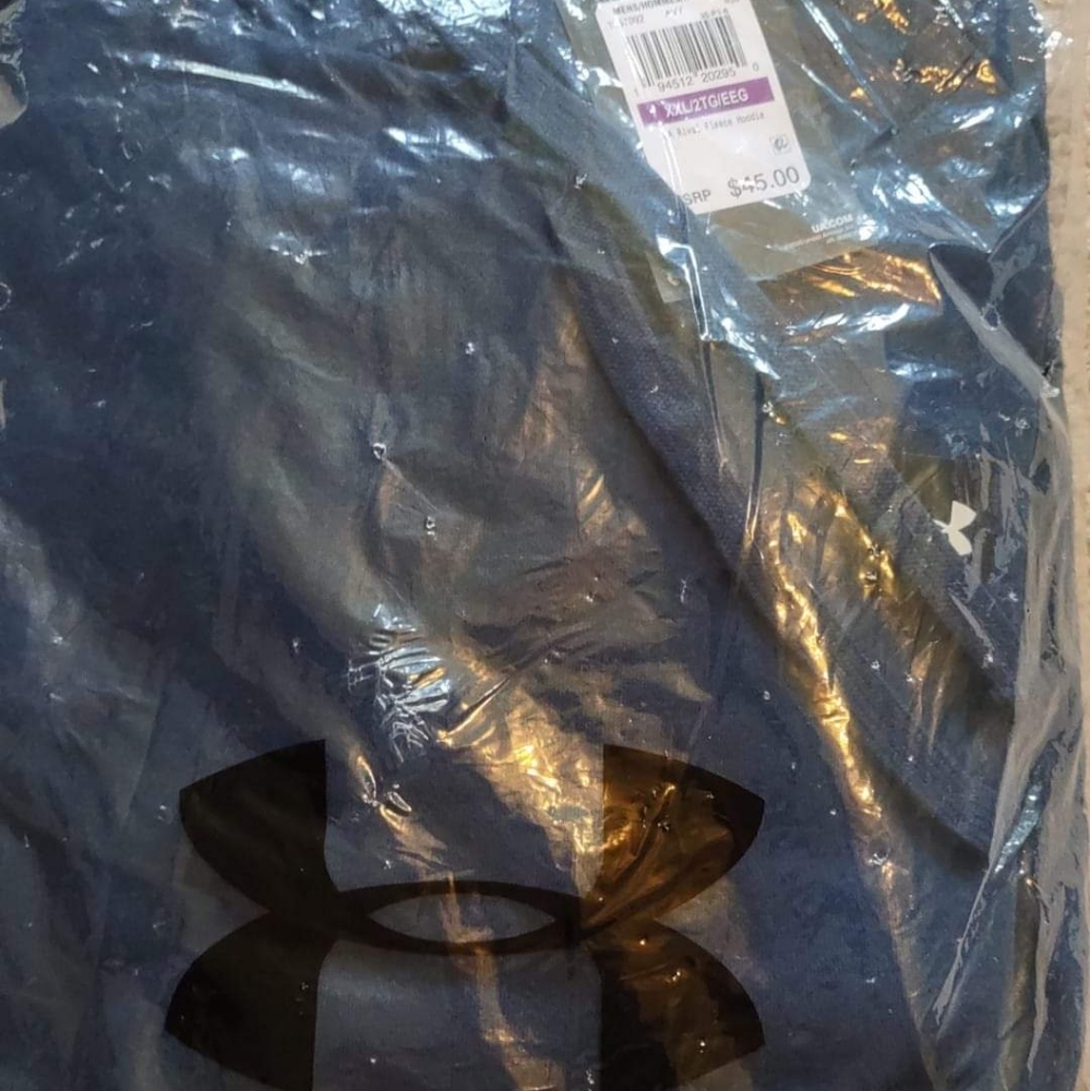 Men's Underarmour Hoodie 2XL